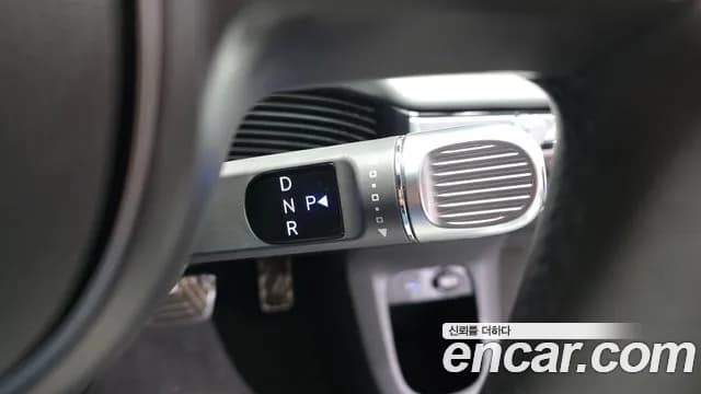2022 Hyundai Ioniq 5 Long range Sold VIN KMHKN81AFNU019985 – exterior detail 2022 Hyundai Ioniq 5 Long range Sold VIN KMHKN81AFNU019985 – exterior detail