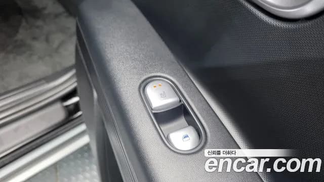 2022 Hyundai Ioniq 5 Long Range AWD Sold VIN KMHKN81CPNU022617 – interior seats 2022 Hyundai Ioniq 5 Long Range AWD Sold VIN KMHKN81CPNU022617 – interior seats
