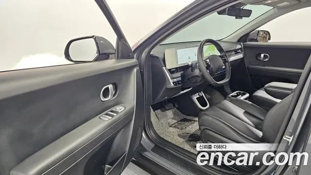 2024 Hyundai Ioniq 5 Long range Sold VIN KMHKN81EFRU270688 – interior seats 2024 Hyundai Ioniq 5 Long range Sold VIN KMHKN81EFRU270688 – interior seats