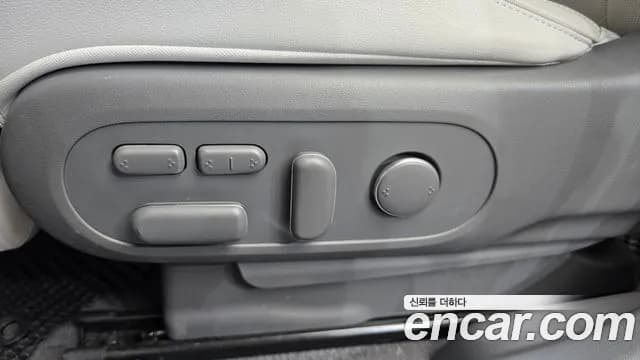 2022 Hyundai Ioniq 5 Long range Sold VIN KMHKR81AFNU088344 – interior seats 2022 Hyundai Ioniq 5 Long range Sold VIN KMHKR81AFNU088344 – interior seats
