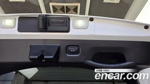 2022 Hyundai Ioniq 5 Long range Sold VIN KMHKR81AFNU093225 – interior seats 2022 Hyundai Ioniq 5 Long range Sold VIN KMHKR81AFNU093225 – interior seats
