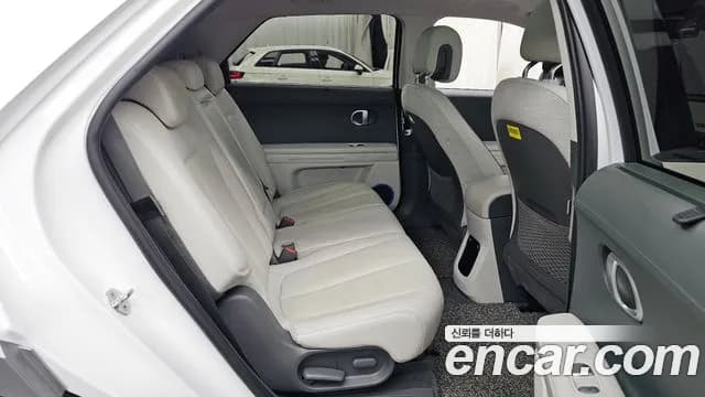 2022 Hyundai Ioniq 5 Long Range AWD Sold VIN KMHKR81CPNU074547 – interior seats 2022 Hyundai Ioniq 5 Long Range AWD Sold VIN KMHKR81CPNU074547 – interior seats