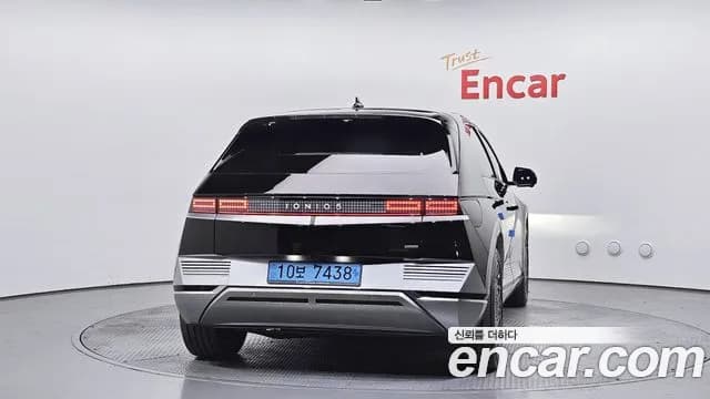 2022 Hyundai Ioniq 5 Long Range AWD Sold VIN KMHKR81CPNU085077 – interior seats 2022 Hyundai Ioniq 5 Long Range AWD Sold VIN KMHKR81CPNU085077 – interior seats