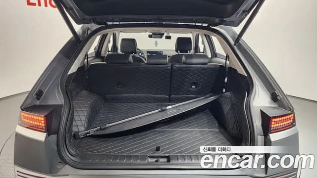 2023 Hyundai Ioniq 5 Long range Sold VIN KMHKR81EFPU120557 – interior seats 2023 Hyundai Ioniq 5 Long range Sold VIN KMHKR81EFPU120557 – interior seats
