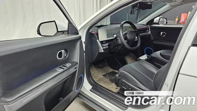 2023 Hyundai Ioniq 5 Long Range AWD Sold VIN KMHKR81FPPU221448 – interior seats 2023 Hyundai Ioniq 5 Long Range AWD Sold VIN KMHKR81FPPU221448 – interior seats