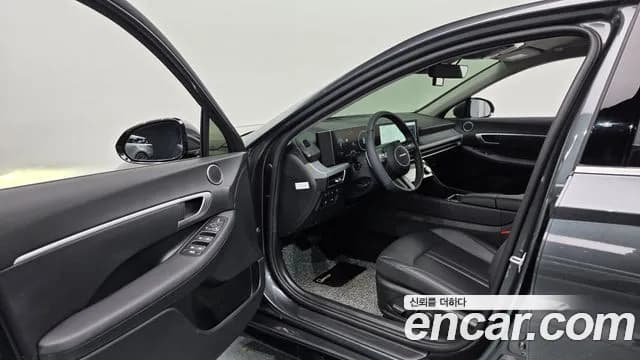 2026 Hyundai Sonata The Edge (DN8) 1.6 Turbo Sold VIN KMHL1412BTA554641 – trunk area 2026 Hyundai Sonata The Edge (DN8) 1.6 Turbo Sold VIN KMHL1412BTA554641 – trunk area