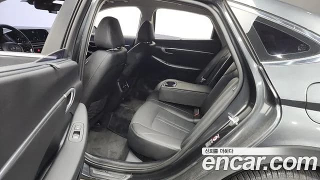 2020 Hyundai Sonata (DN8) 2.0 Sold VIN KMHL141EBLA004194 – interior seats 2020 Hyundai Sonata (DN8) 2.0 Sold VIN KMHL141EBLA004194 – interior seats