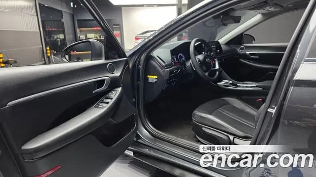 2020 Hyundai Sonata (DN8) 2.0 Sold VIN KMHL141EBLA012678 – trunk area 2020 Hyundai Sonata (DN8) 2.0 Sold VIN KMHL141EBLA012678 – trunk area