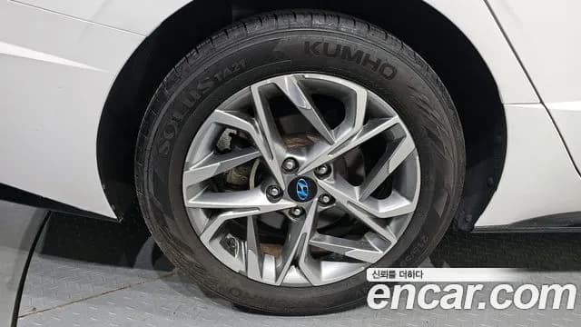 2020 Hyundai Sonata (DN8) 2.0 Sold VIN KMHL141EBLA028847 – interior seats 2020 Hyundai Sonata (DN8) 2.0 Sold VIN KMHL141EBLA028847 – interior seats