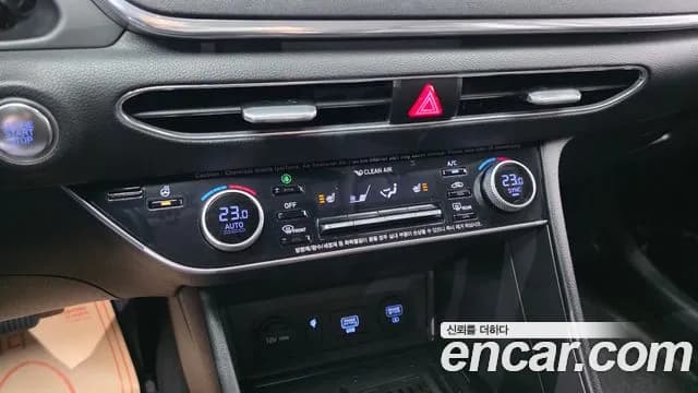 2020 Hyundai Sonata (DN8) 2.0 Sold VIN KMHL141EBLA080520 – interior seats 2020 Hyundai Sonata (DN8) 2.0 Sold VIN KMHL141EBLA080520 – interior seats