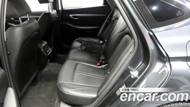 2021 Hyundai Sonata (DN8) 2.0 Sold VIN KMHL141EBMA137329 – interior seats 2021 Hyundai Sonata (DN8) 2.0 Sold VIN KMHL141EBMA137329 – interior seats