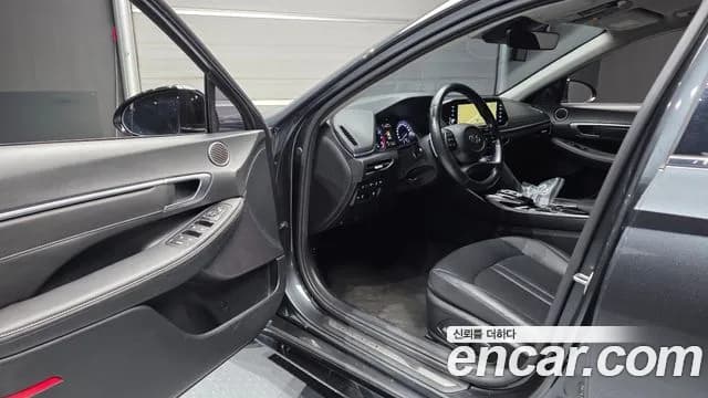2022 Hyundai Sonata (DN8) 2.0 Sold VIN KMHL141EBNA159634 – interior seats 2022 Hyundai Sonata (DN8) 2.0 Sold VIN KMHL141EBNA159634 – interior seats