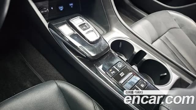 2022 Hyundai Sonata (DN8) 2.0 Sold VIN KMHL141EBNA208922 – interior seats 2022 Hyundai Sonata (DN8) 2.0 Sold VIN KMHL141EBNA208922 – interior seats
