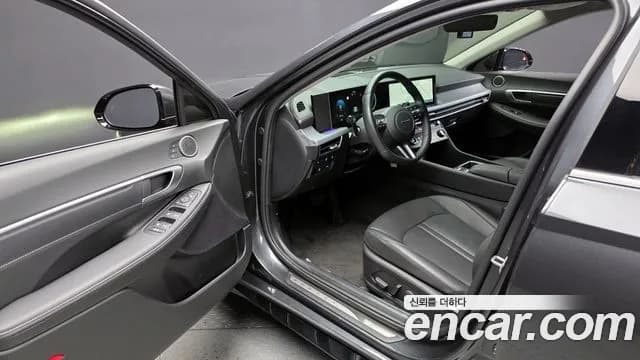 2025 Hyundai Sonata The Edge Hybrid (DN8) Premium Sold VIN KMHL141JBSA133451 – rear exterior 2025 Hyundai Sonata The Edge Hybrid (DN8) Premium Sold VIN KMHL141JBSA133451 – rear exterior