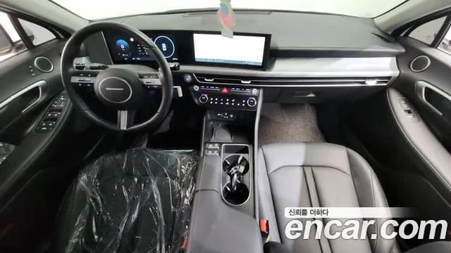 2025 Hyundai Sonata The Edge (DN8) 1.6 Turbo Sold VIN KMHL2412BSA464533 – exterior detail 2025 Hyundai Sonata The Edge (DN8) 1.6 Turbo Sold VIN KMHL2412BSA464533 – exterior detail