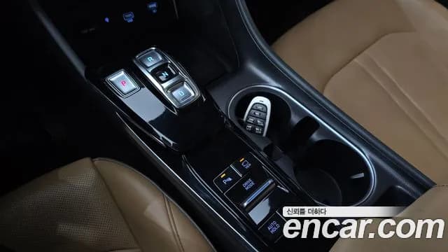 2020 Hyundai Sonata (DN8) 2.0 Sold VIN KMHL241EBLA023314 – interior seats 2020 Hyundai Sonata (DN8) 2.0 Sold VIN KMHL241EBLA023314 – interior seats
