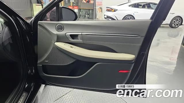 2020 Hyundai Sonata (DN8) 2.0 Sold VIN KMHL241EBLA102111 – interior seats 2020 Hyundai Sonata (DN8) 2.0 Sold VIN KMHL241EBLA102111 – interior seats