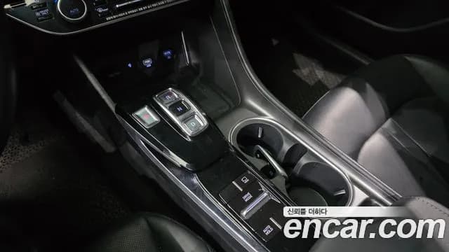 2020 Hyundai Sonata Hybrid (DN8) Premium Sold VIN KMHL241JBLA008532 – exterior detail 2020 Hyundai Sonata Hybrid (DN8) Premium Sold VIN KMHL241JBLA008532 – exterior detail