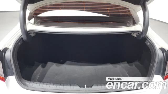 2021 Hyundai Sonata Hybrid (DN8) Premium Sold VIN KMHL241JBMA012649 – interior seats 2021 Hyundai Sonata Hybrid (DN8) Premium Sold VIN KMHL241JBMA012649 – interior seats
