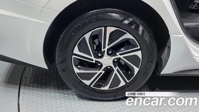 2022 Hyundai Sonata Hybrid (DN8) Modern Sold VIN KMHL241JBNA035341 – photo 18 2022 Hyundai Sonata Hybrid (DN8) Modern Sold VIN KMHL241JBNA035341 – photo 18