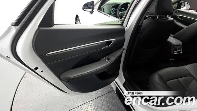 2022 Hyundai Sonata Hybrid (DN8) Premium Plus Sold VIN KMHL241JBNA044892 – rear exterior 2022 Hyundai Sonata Hybrid (DN8) Premium Plus Sold VIN KMHL241JBNA044892 – rear exterior