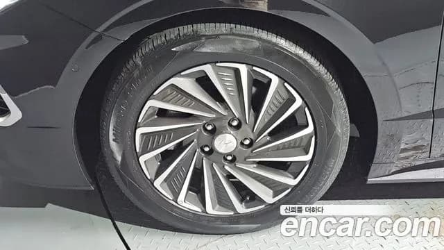 2022 Hyundai Sonata Hybrid (DN8) Premium Plus Sold VIN KMHL241JBNA045911 – interior seats 2022 Hyundai Sonata Hybrid (DN8) Premium Plus Sold VIN KMHL241JBNA045911 – interior seats