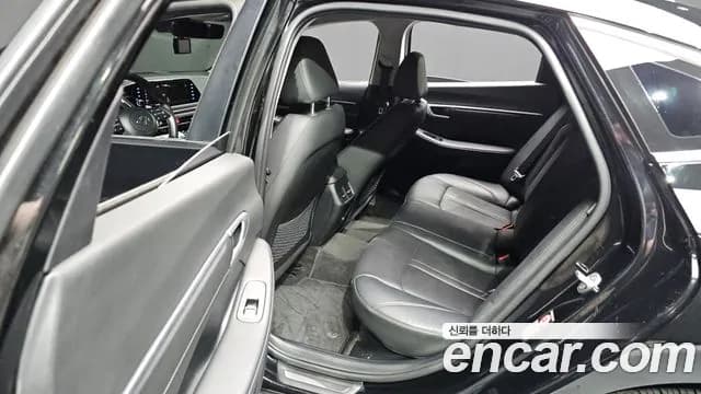 2022 Hyundai Sonata Hybrid (DN8) Premium Plus Sold VIN KMHL241JBNA045911 – undercarriage 2022 Hyundai Sonata Hybrid (DN8) Premium Plus Sold VIN KMHL241JBNA045911 – undercarriage