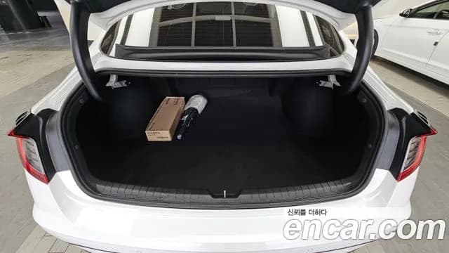 2022 Hyundai Sonata Hybrid (DN8) Premium Plus Sold VIN KMHL241JBNA046178 – interior seats 2022 Hyundai Sonata Hybrid (DN8) Premium Plus Sold VIN KMHL241JBNA046178 – interior seats