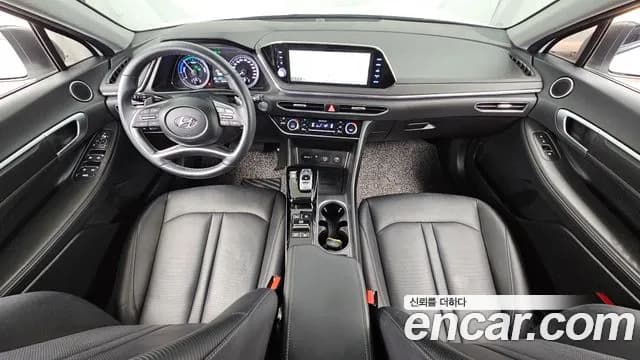 2022 Hyundai Sonata Hybrid (DN8) Premium Plus Sold VIN KMHL241JBNA046178 – trunk area 2022 Hyundai Sonata Hybrid (DN8) Premium Plus Sold VIN KMHL241JBNA046178 – trunk area