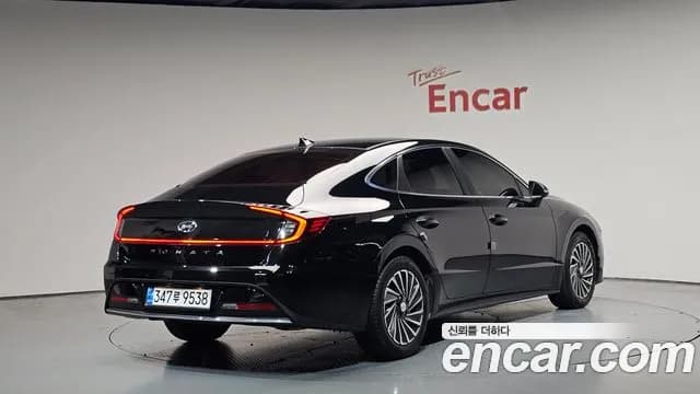 2022 Hyundai Sonata Hybrid (DN8) Premium Plus Sold VIN KMHL241JBNA046911 – exterior detail 2022 Hyundai Sonata Hybrid (DN8) Premium Plus Sold VIN KMHL241JBNA046911 – exterior detail