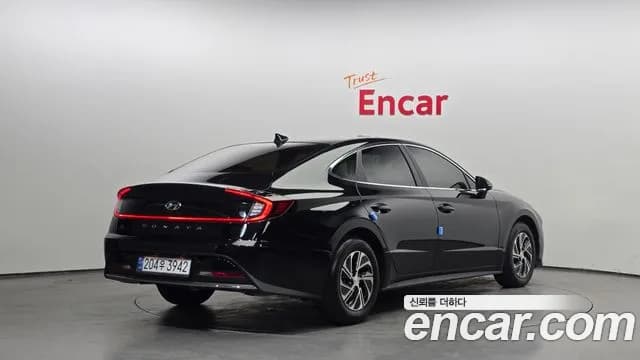 2022 Hyundai Sonata Hybrid (DN8) Modern Sold VIN KMHL241JBNA048708 – trunk area 2022 Hyundai Sonata Hybrid (DN8) Modern Sold VIN KMHL241JBNA048708 – trunk area