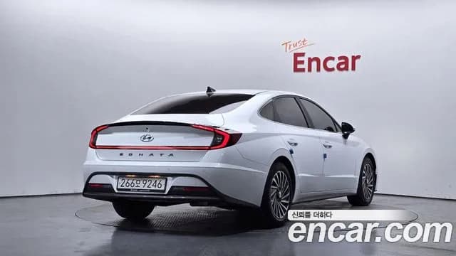 2022 Hyundai Sonata Hybrid (DN8) Premium Plus Sold VIN KMHL241JBNA051076 – rear exterior 2022 Hyundai Sonata Hybrid (DN8) Premium Plus Sold VIN KMHL241JBNA051076 – rear exterior