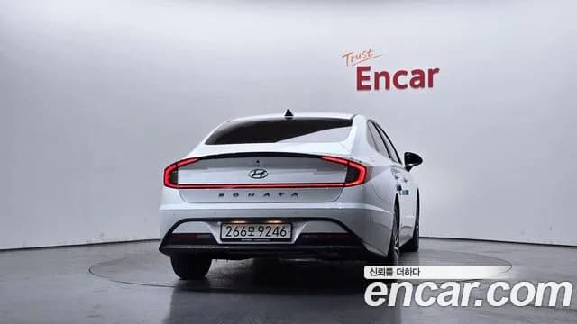 2022 Hyundai Sonata Hybrid (DN8) Premium Plus Sold VIN KMHL241JBNA051076 – interior seats 2022 Hyundai Sonata Hybrid (DN8) Premium Plus Sold VIN KMHL241JBNA051076 – interior seats