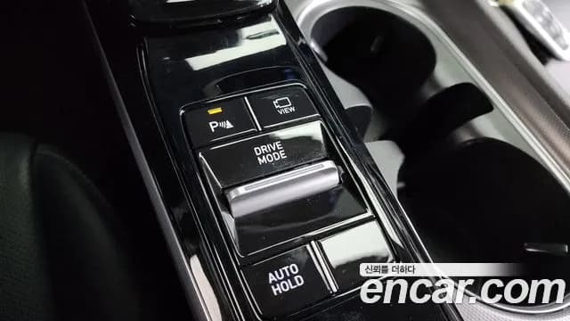 2023 Hyundai Sonata Hybrid (DN8) Premium Plus Sold VIN KMHL241JBPA068150 – front exterior 2023 Hyundai Sonata Hybrid (DN8) Premium Plus Sold VIN KMHL241JBPA068150 – front exterior