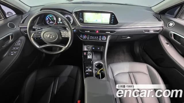 2023 Hyundai Sonata Hybrid (DN8) Premium Plus Sold VIN KMHL241JBPA068691 – exterior detail 2023 Hyundai Sonata Hybrid (DN8) Premium Plus Sold VIN KMHL241JBPA068691 – exterior detail