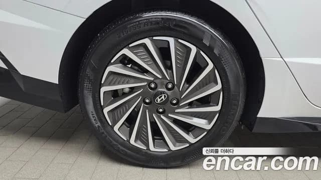 2025 Hyundai Sonata The Edge Hybrid (DN8) Exclusive Sold VIN KMHL241JBSA115606 – interior seats 2025 Hyundai Sonata The Edge Hybrid (DN8) Exclusive Sold VIN KMHL241JBSA115606 – interior seats