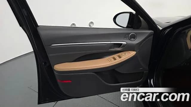 2022 Hyundai Sonata (DN8) 1.6 Turbo Sold VIN KMHL3412BNA191199 – interior seats 2022 Hyundai Sonata (DN8) 1.6 Turbo Sold VIN KMHL3412BNA191199 – interior seats
