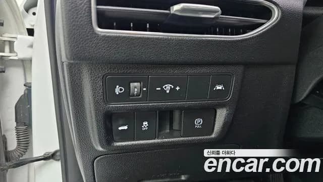 2020 Hyundai Sonata (DN8) 2.0 LPG(rental car) Sold VIN KMHL341DBLA008517 – rear exterior 2020 Hyundai Sonata (DN8) 2.0 LPG(rental car) Sold VIN KMHL341DBLA008517 – rear exterior