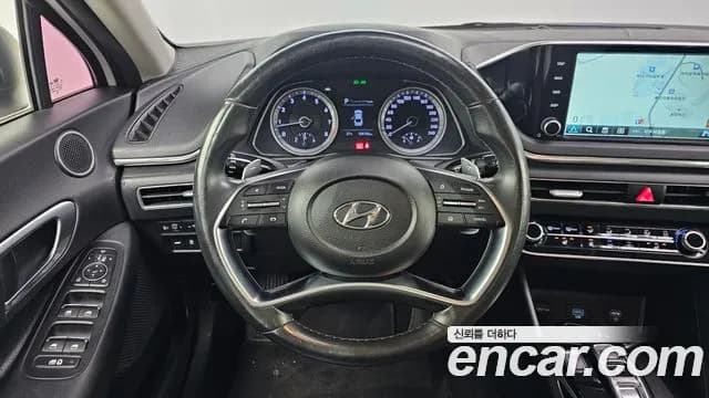 2020 Hyundai Sonata (DN8) 2.0 LPG(rental car) Sold VIN KMHL341DBLA008517 – trunk area 2020 Hyundai Sonata (DN8) 2.0 LPG(rental car) Sold VIN KMHL341DBLA008517 – trunk area