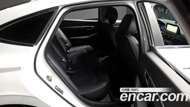 2020 Hyundai Sonata (DN8) 2.0 LPG(Disabled Person) Sold VIN KMHL341DBLA009815 – side profile 2020 Hyundai Sonata (DN8) 2.0 LPG(Disabled Person) Sold VIN KMHL341DBLA009815 – side profile
