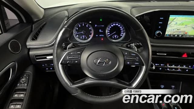 2020 Hyundai Sonata (DN8) 2.0 LPG(rental car) Sold VIN KMHL341DBLA011722 – exterior detail 2020 Hyundai Sonata (DN8) 2.0 LPG(rental car) Sold VIN KMHL341DBLA011722 – exterior detail