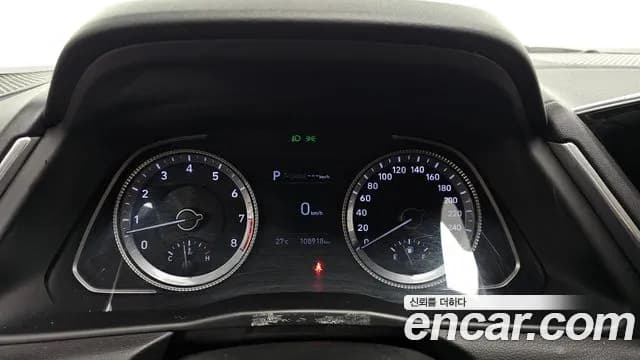 2020 Hyundai Sonata (DN8) 2.0 LPG(rental car) Sold VIN KMHL341DBLA012417 – interior seats 2020 Hyundai Sonata (DN8) 2.0 LPG(rental car) Sold VIN KMHL341DBLA012417 – interior seats