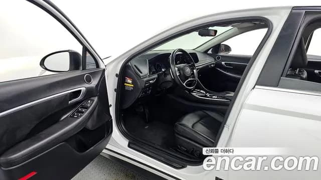 2020 Hyundai Sonata (DN8) 2.0 LPG(rental car) Sold VIN KMHL341DBLA012417 – photo 17 2020 Hyundai Sonata (DN8) 2.0 LPG(rental car) Sold VIN KMHL341DBLA012417 – photo 17