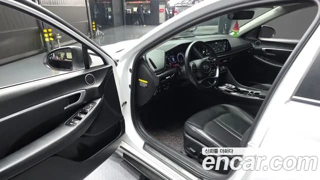 2020 Hyundai Sonata (DN8) 2.0 LPG Sold VIN KMHL341DBLA021016 – front exterior 2020 Hyundai Sonata (DN8) 2.0 LPG Sold VIN KMHL341DBLA021016 – front exterior