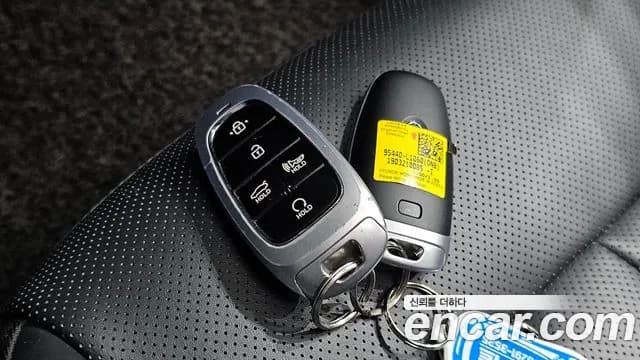 2020 Hyundai Sonata (DN8) 2.0 LPG(Disabled Person) Sold VIN KMHL341DBLA021320 – interior seats 2020 Hyundai Sonata (DN8) 2.0 LPG(Disabled Person) Sold VIN KMHL341DBLA021320 – interior seats