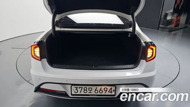 2020 Hyundai Sonata (DN8) 2.0 LPG(rental car) Sold VIN KMHL341DBLA024785 – interior seats 2020 Hyundai Sonata (DN8) 2.0 LPG(rental car) Sold VIN KMHL341DBLA024785 – interior seats