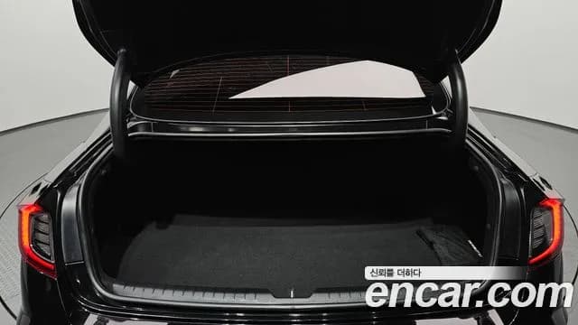 2020 Hyundai Sonata (DN8) 2.0 LPG(rental car) Sold VIN KMHL341DBLA047903 – interior seats 2020 Hyundai Sonata (DN8) 2.0 LPG(rental car) Sold VIN KMHL341DBLA047903 – interior seats