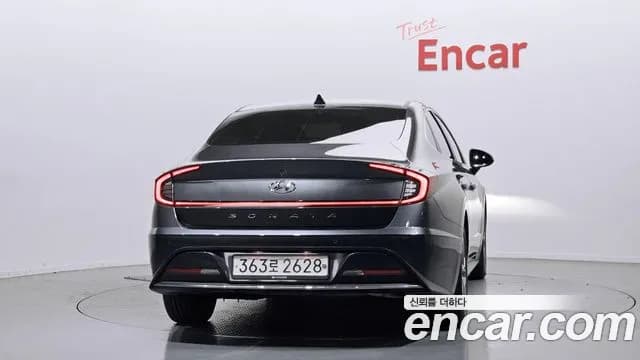 2020 Hyundai Sonata (DN8) 2.0 LPG Sold VIN KMHL341DBLA069194 – exterior detail 2020 Hyundai Sonata (DN8) 2.0 LPG Sold VIN KMHL341DBLA069194 – exterior detail