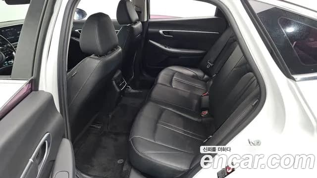 2021 Hyundai Sonata (DN8) 2.0 LPG(rental car) Sold VIN KMHL341DBMA130898 – front exterior 2021 Hyundai Sonata (DN8) 2.0 LPG(rental car) Sold VIN KMHL341DBMA130898 – front exterior