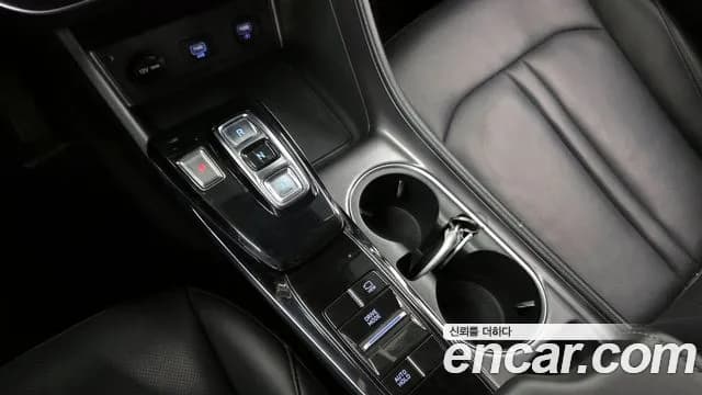 2021 Hyundai Sonata (DN8) 2.0 LPG(rental car) Sold VIN KMHL341DBMA141746 – front exterior 2021 Hyundai Sonata (DN8) 2.0 LPG(rental car) Sold VIN KMHL341DBMA141746 – front exterior